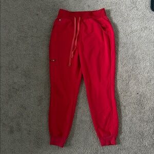 Figs Zamora Jogger in Pop Red. Size Small Petite.